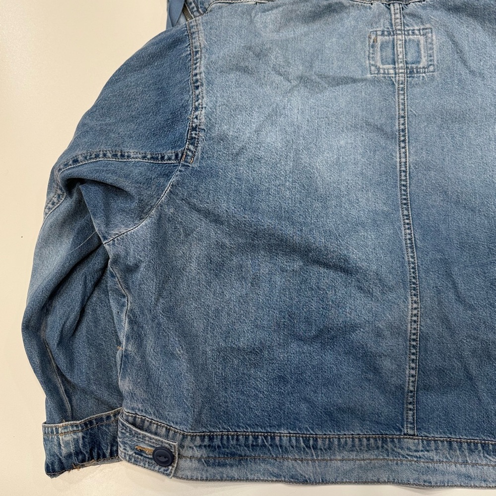Stylish Blue Denim Jacket From American Eagle -XL - Picture 7 of 11
